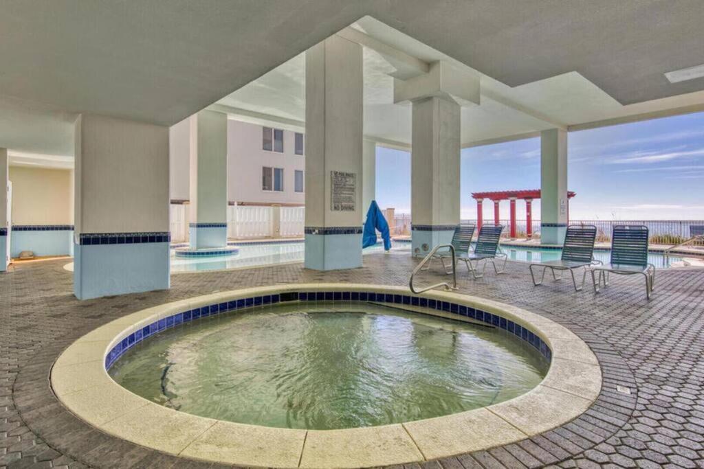 Beachfront Condo #607 At Majestic Beach Resort Panama City Beach Exterior photo