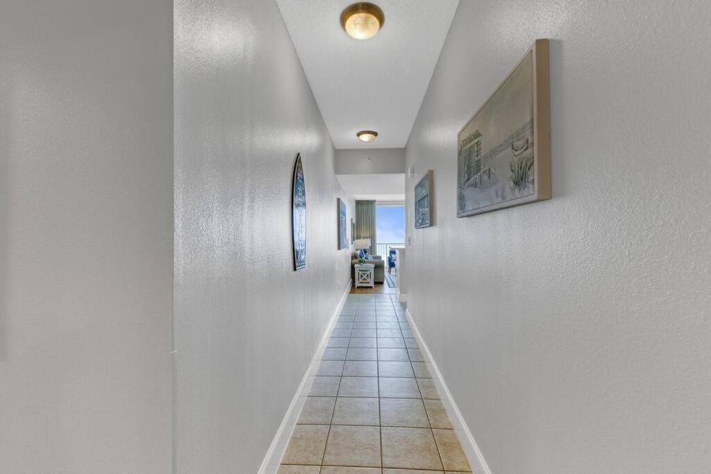Beachfront Condo #607 At Majestic Beach Resort Panama City Beach Exterior photo