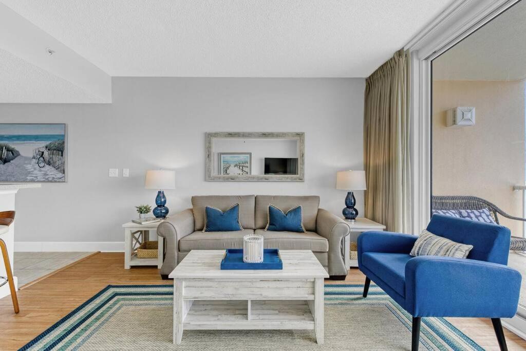 Beachfront Condo #607 At Majestic Beach Resort Panama City Beach Exterior photo